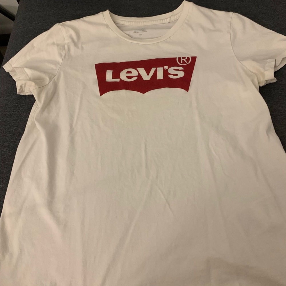 Levi’s tee - Picture 1 of 3